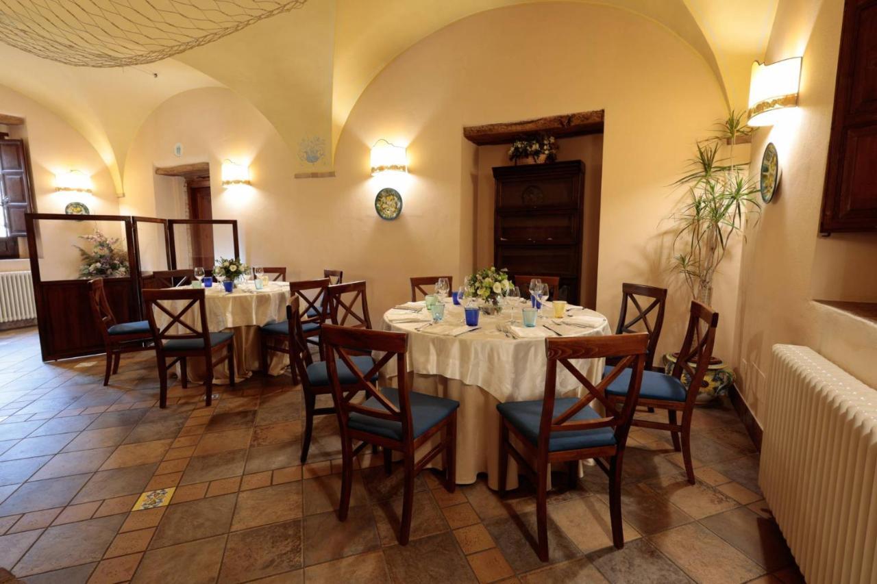 Hotel Corte Dei Tini Teramo Exterior photo