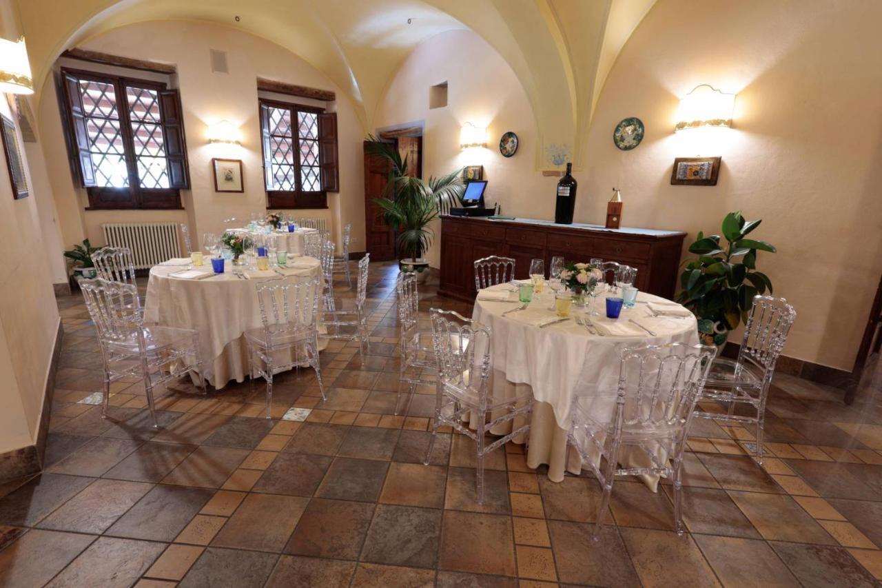 Hotel Corte Dei Tini Teramo Exterior photo